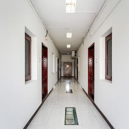 Hotel Lakshmi Narayana Selam Zewnętrze zdjęcie